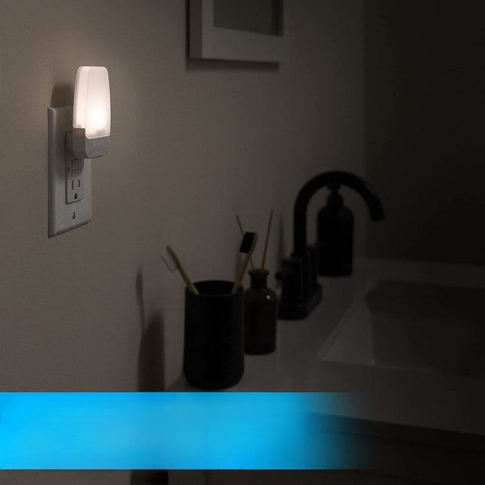 LED Night Light, Plug-in, Dusk to Dawn Sensor, Warm White, UL-Certified, Energy Efficient, Ideal Nightlight For Bedroom, Bathroom, Nursery, Hallway, Kitchen